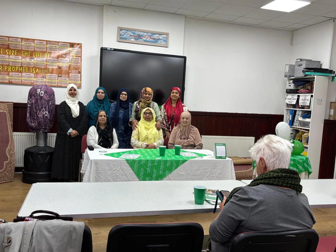 د مکمیلان سرطان ملاتړ کافي سهار